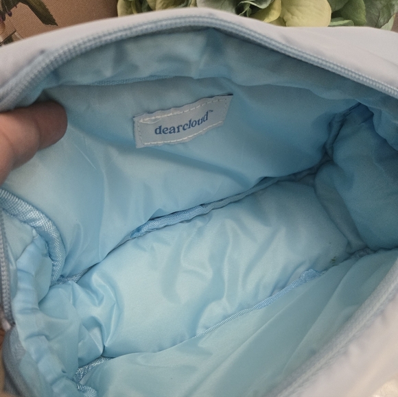 Dear Cloud Cosmetic Bag NWT - Picture 5 of 5